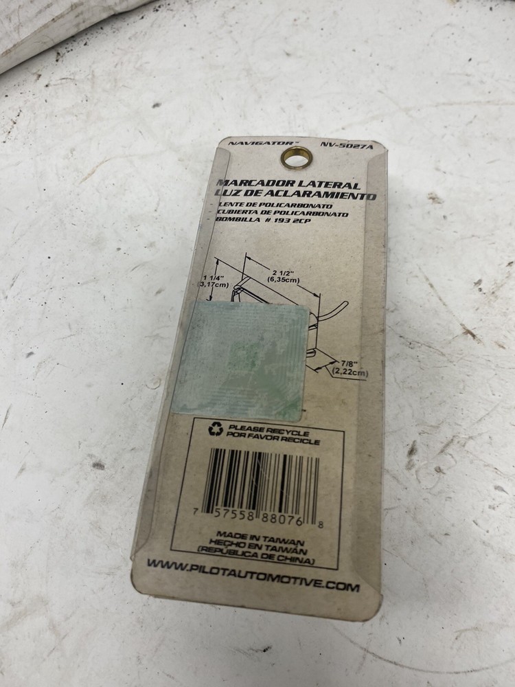 Pilot Navigator NV-5027A Rectangular Side Marker Clearance Light