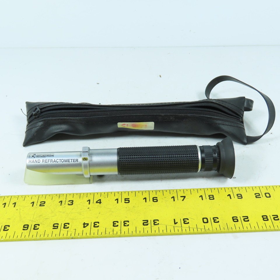 Cincinnati Milacron Hand Refractometer W/ Carry Case