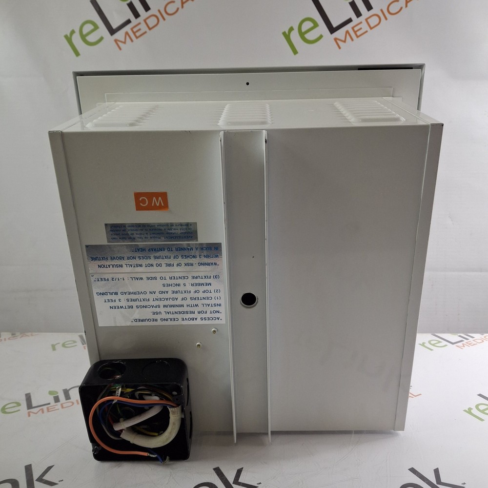 Skytron Mini Argos Surgical Light