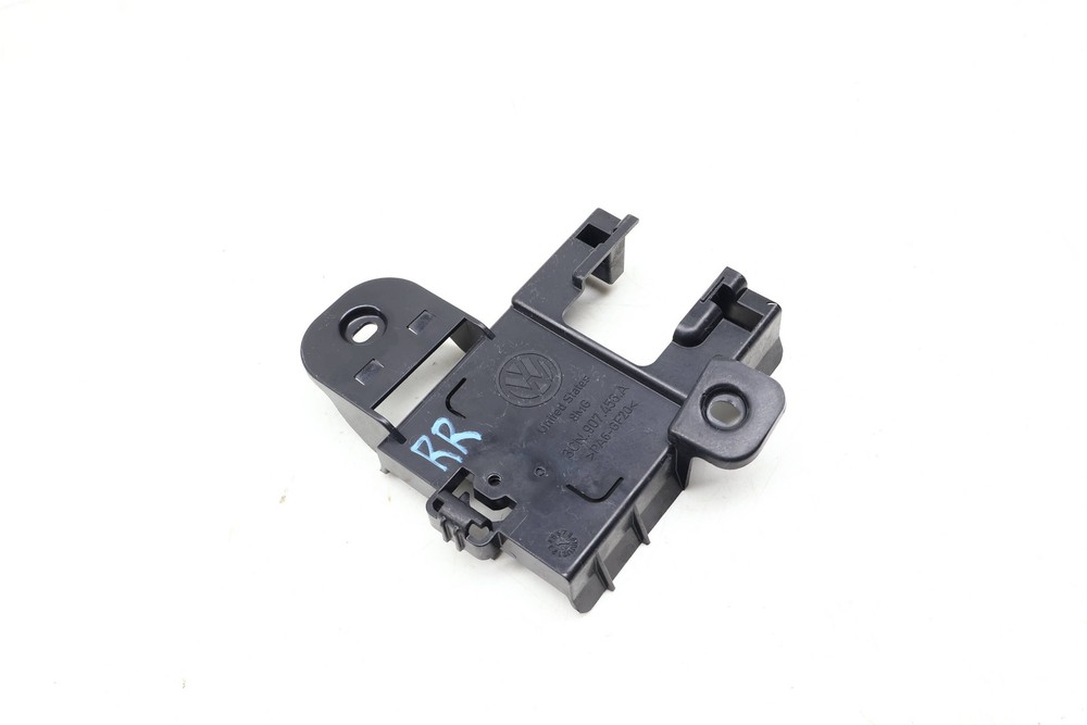 2020-2025 VW ATLAS - Right Blind SPOT Detection Sensor / Module Bracket