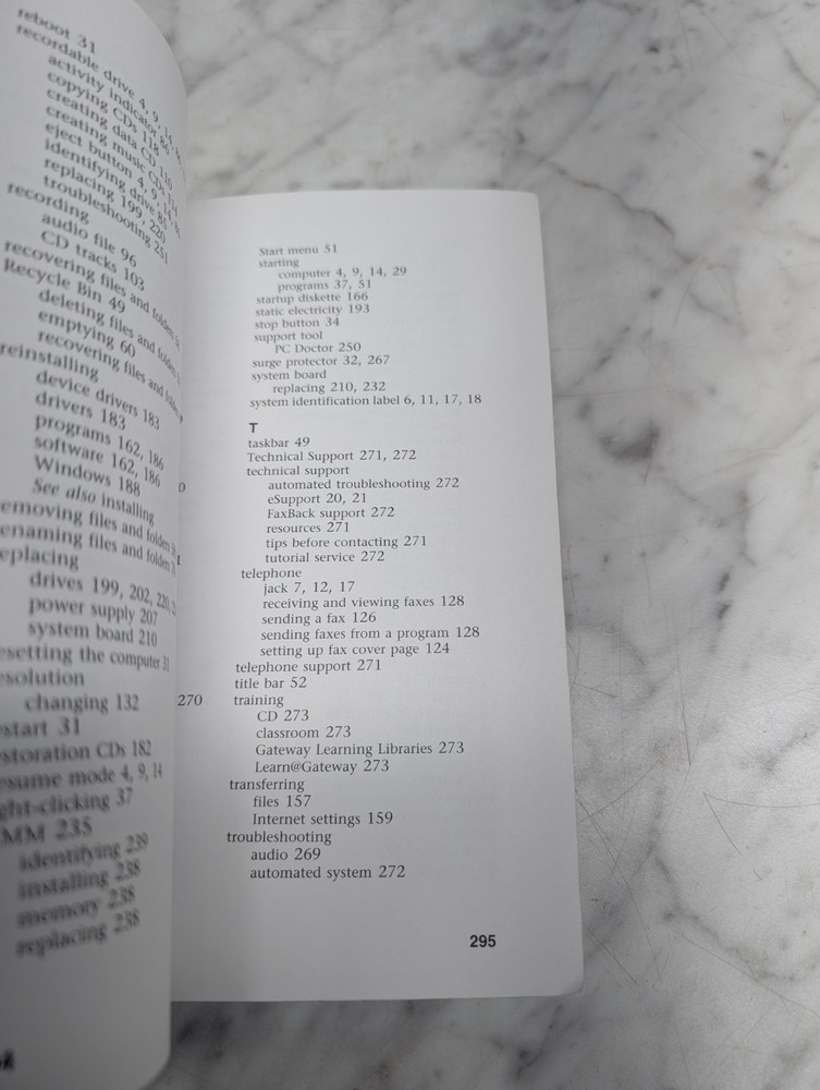 Your Gateway Computer A User's Guide Instruction Manual Booklet