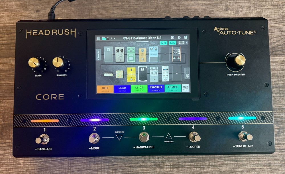 Headrush Core Multi-Effects Processor w/ Auto-Tune - Excellent Condition