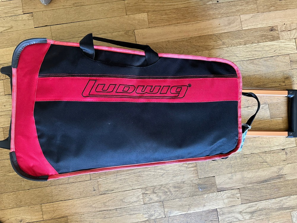 Ludwig Xylophone Kit w/ Stand, Case, Mallets, Practice Pad