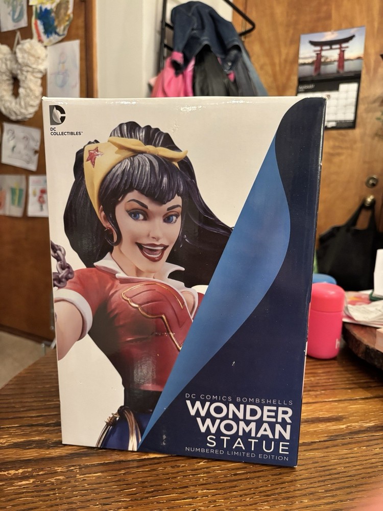 DC Bombshells Wonder Woman Perfect Condition Statue