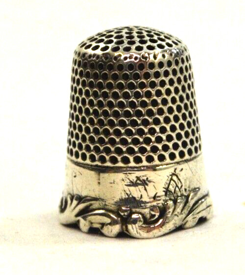 Antique Scroll Border Sterling Silver Size 7 Thimble