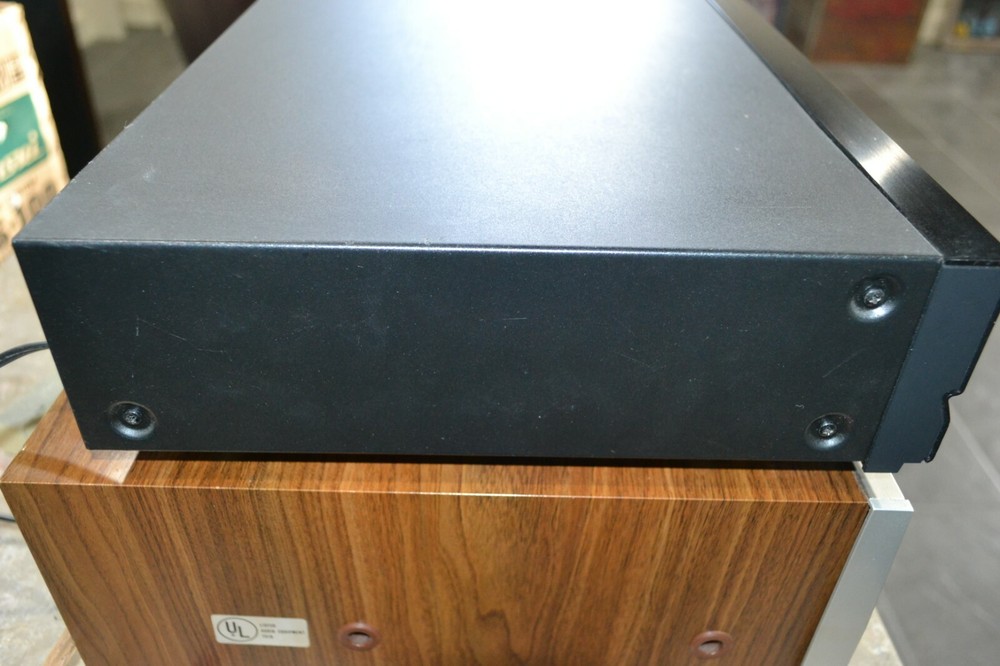 SANSUI CD-X311 LINEAR DIRECT D/A CONVERSION STSTEM