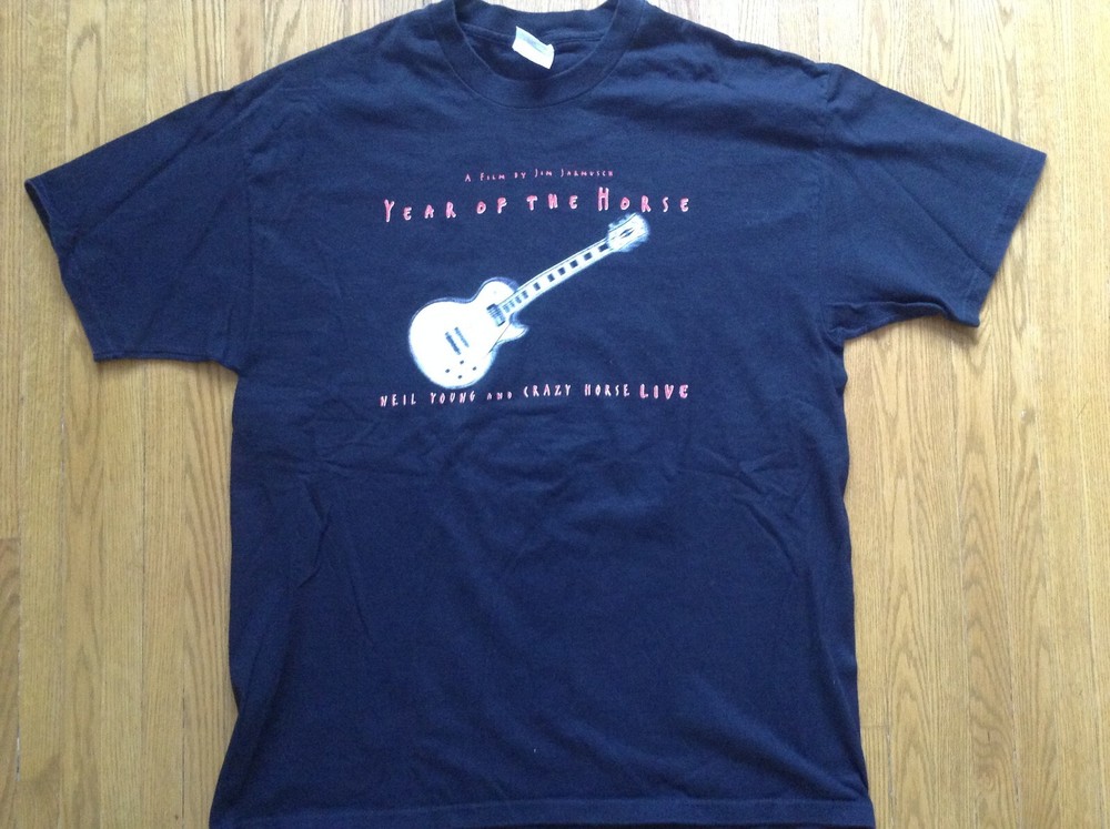 Neil Young & Crazy Horse T-SHIRT Year of the Horse 1997 XL Never Worn!