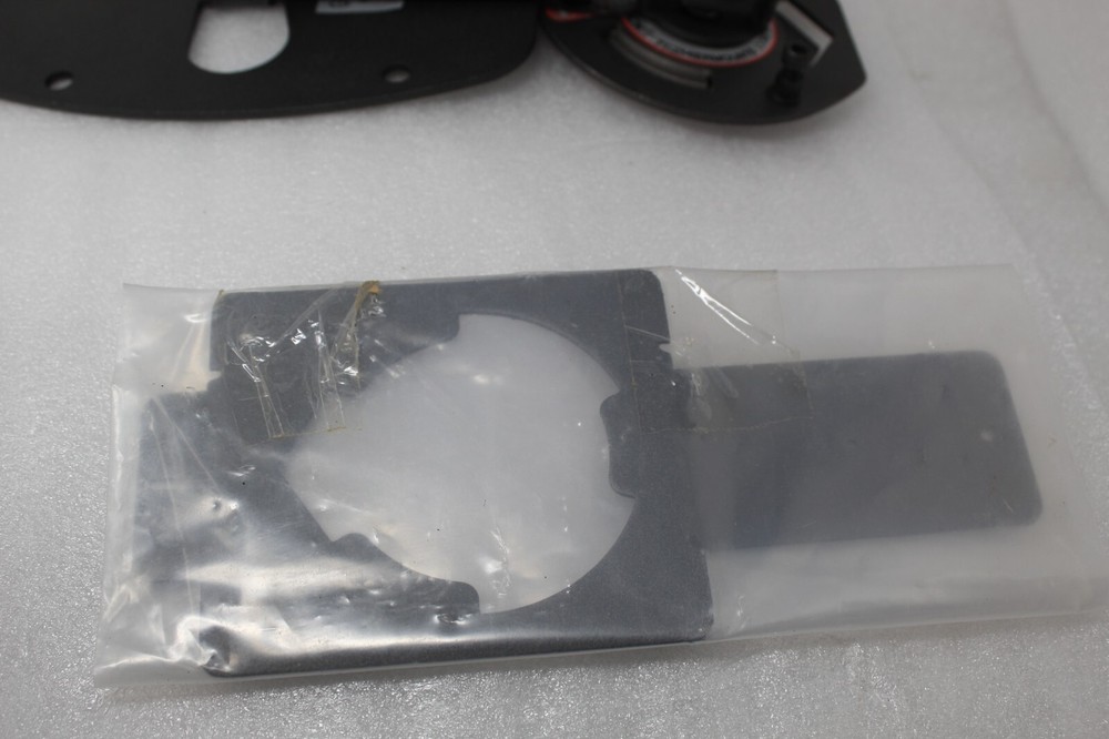 NEW OPEN BOX PREMIER MOUNTS PBL-700 PROJECTOR MOUNT