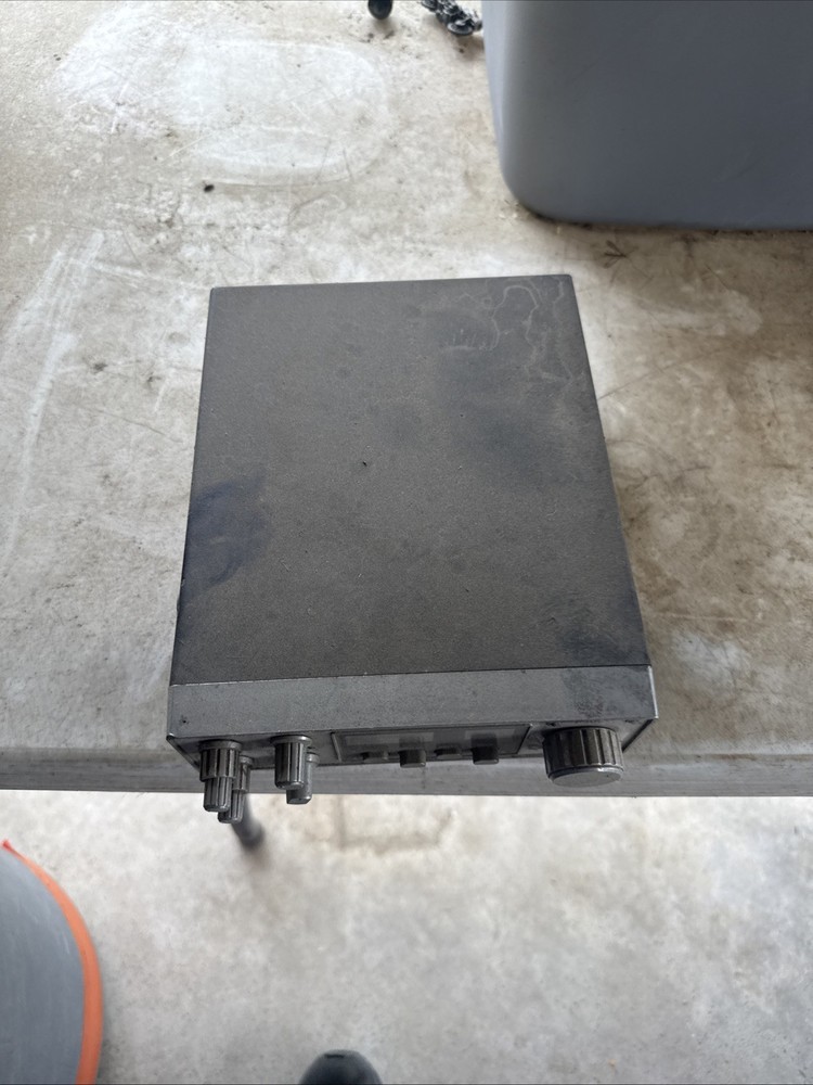 President P300 AM-SSB Transceiver CB Untested