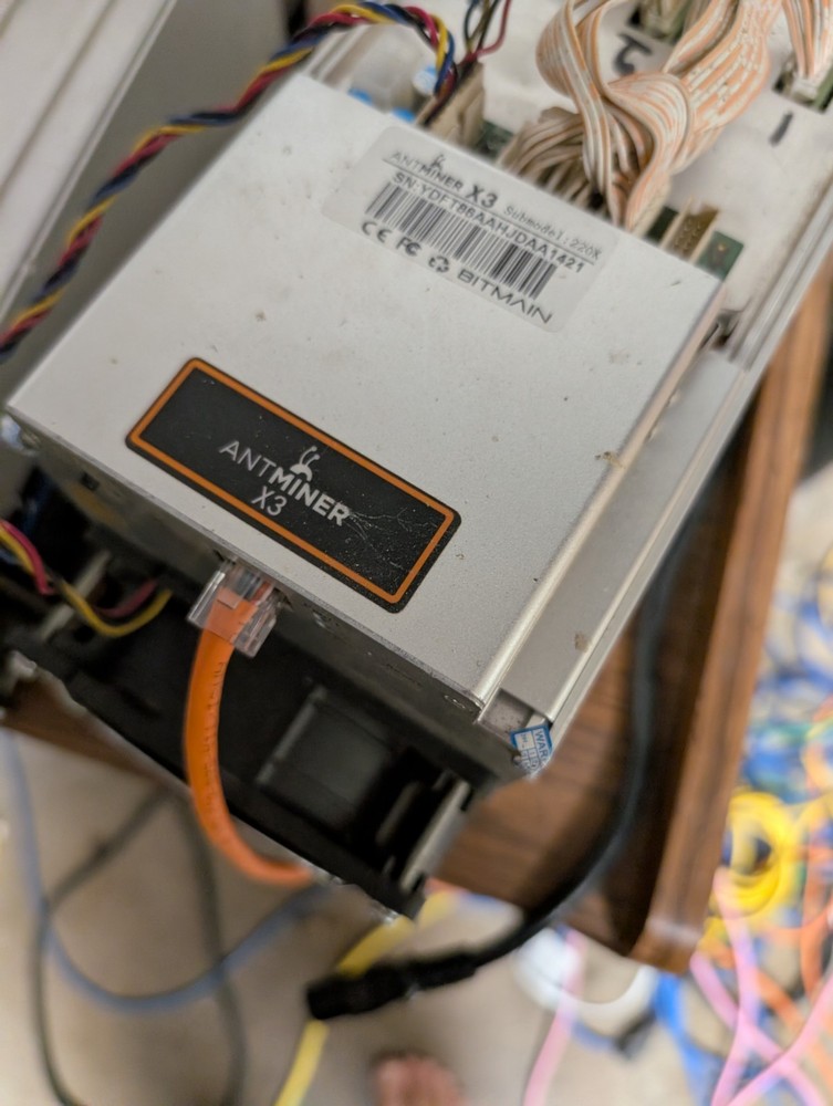 Antminer X3 Asic miner