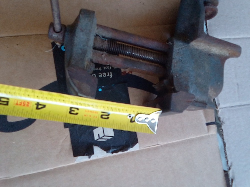 Milwauwee Small Bench Vise