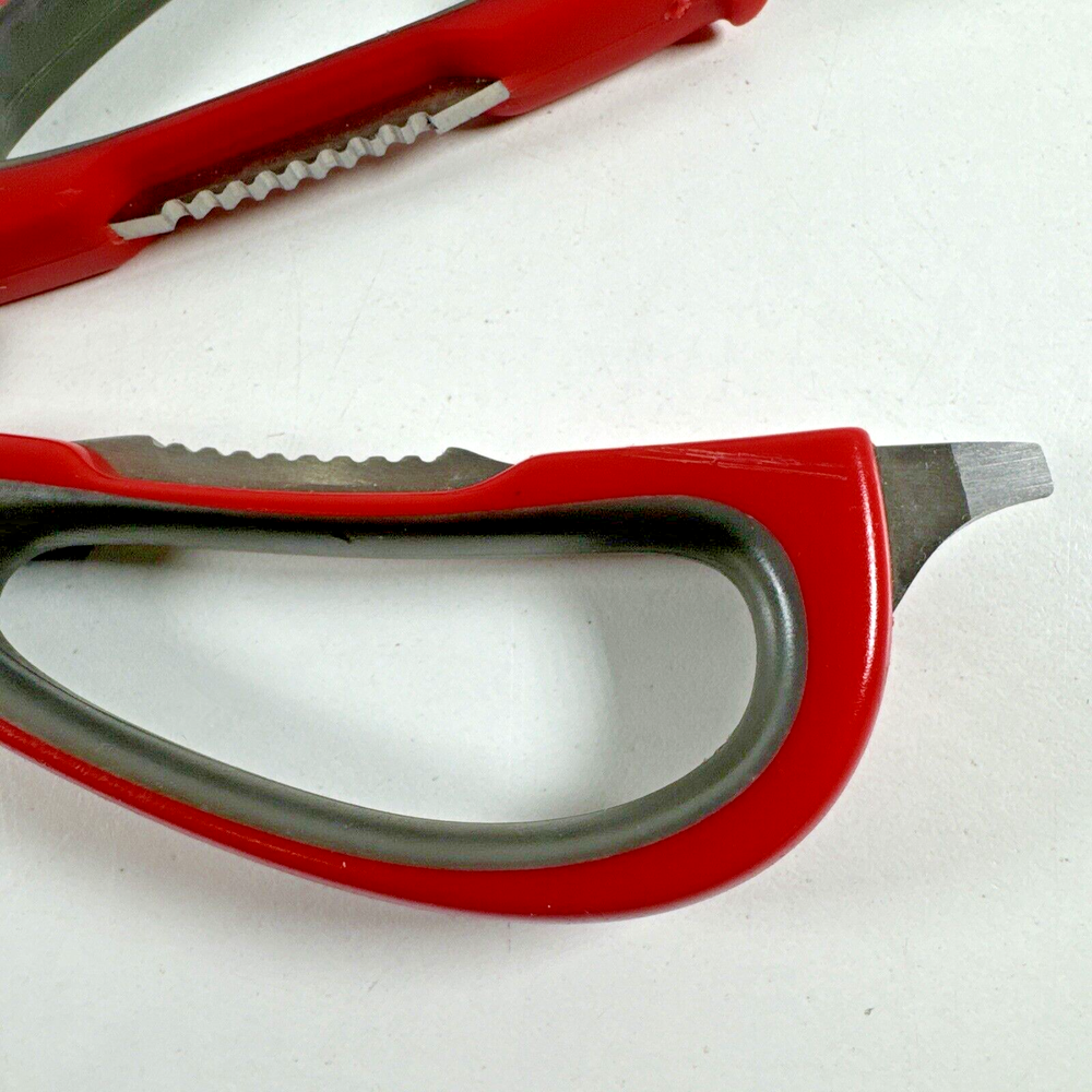 Mastrad Multifunctional Scissors with Magnetic Holder Kitchen Scissors