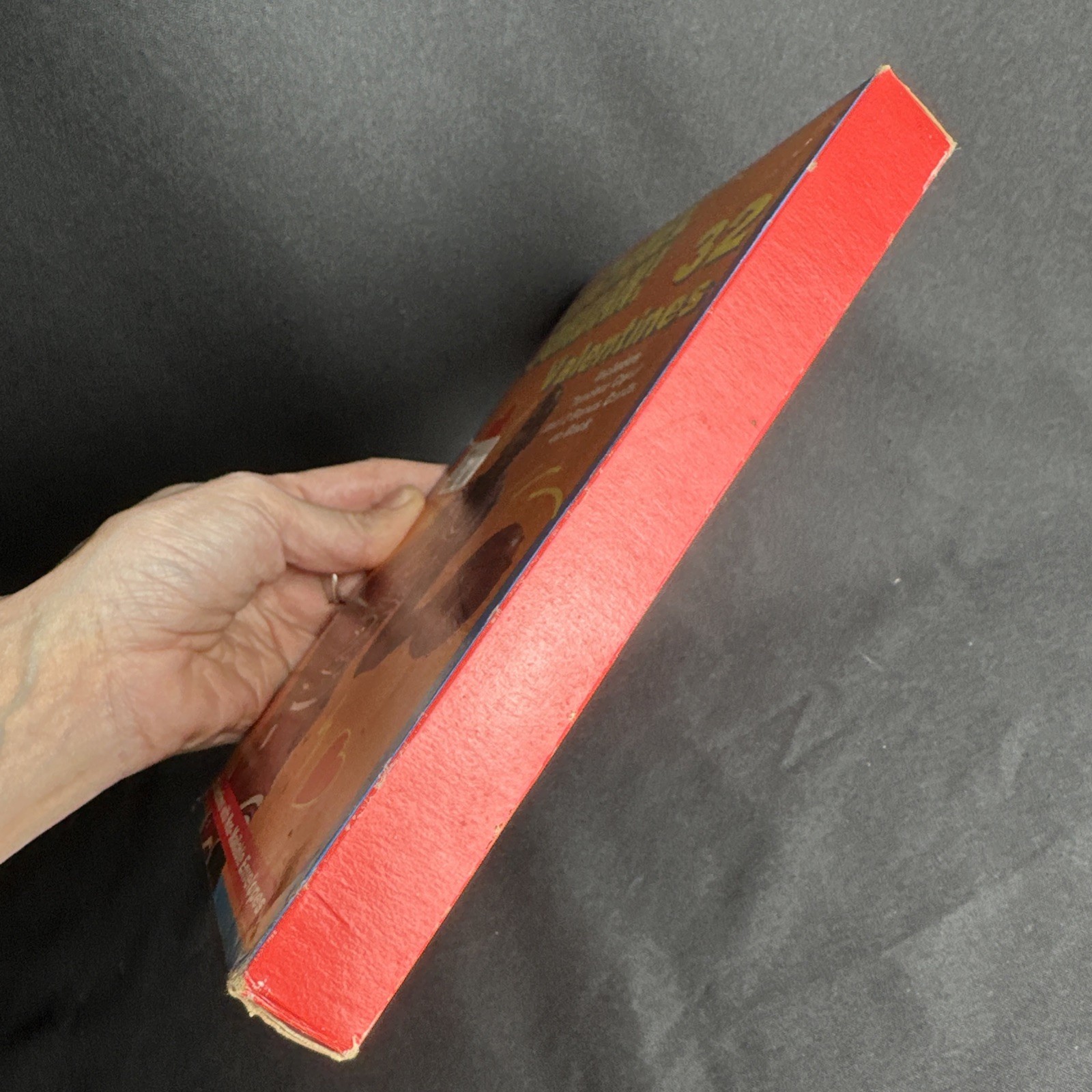 Vintage Unopened Box of Michael Jordan Valentines Day Cards HOF Bulls