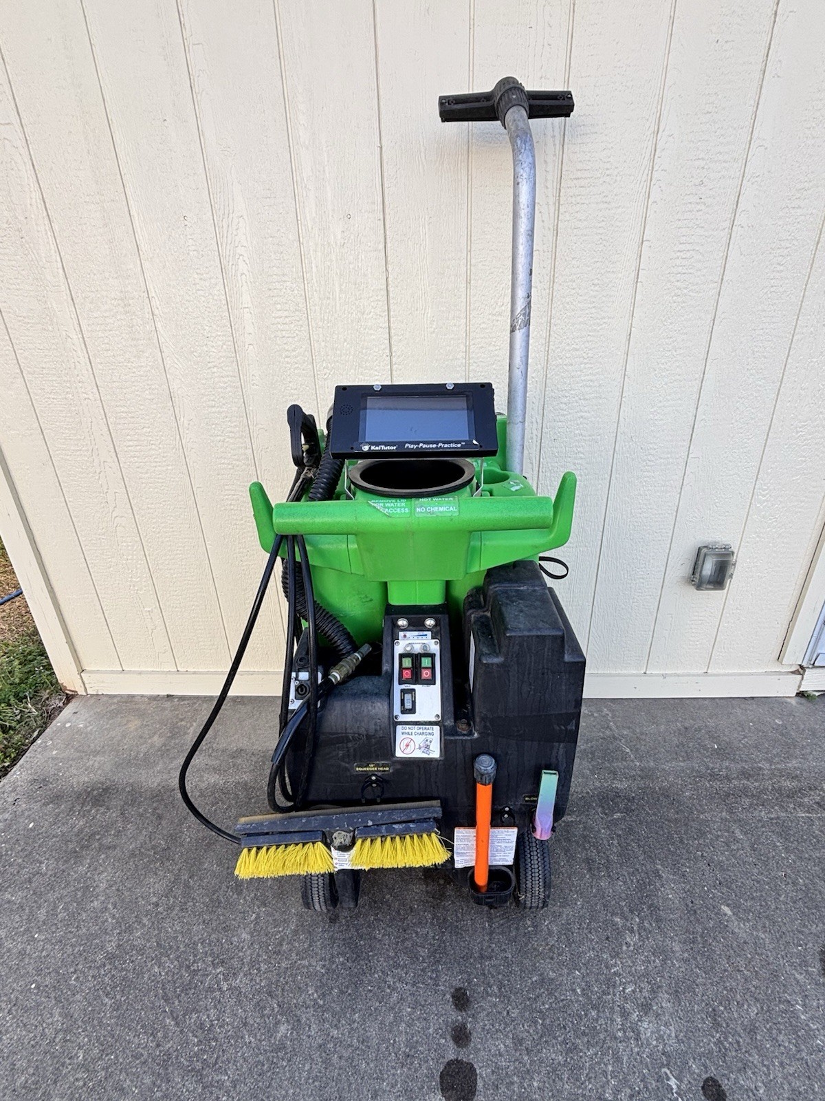 Kaivac KV1750CCDC Cordless No-Touch Cleaning System–36V Battery Powered (+2)