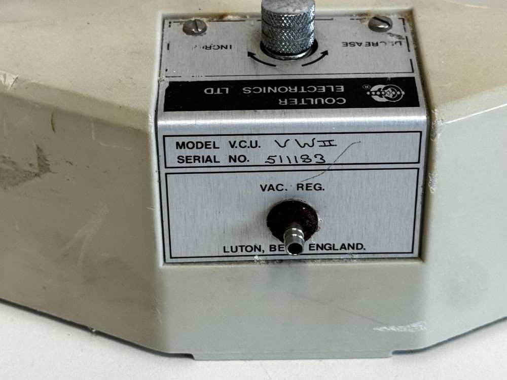 Shelf 18: COULTER ELECTRONICS MODEL V.C.U. VWII VACUUM CONTAINER UNIT