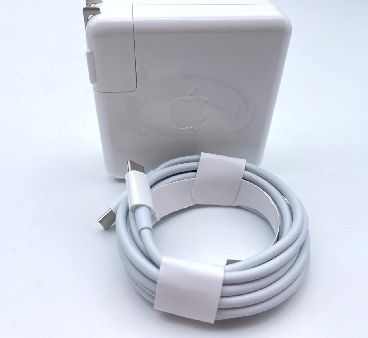 Genuine 96W Type-C Rapid Charger for Apple MacBook Pro 16-inch （with Cable）NEW !