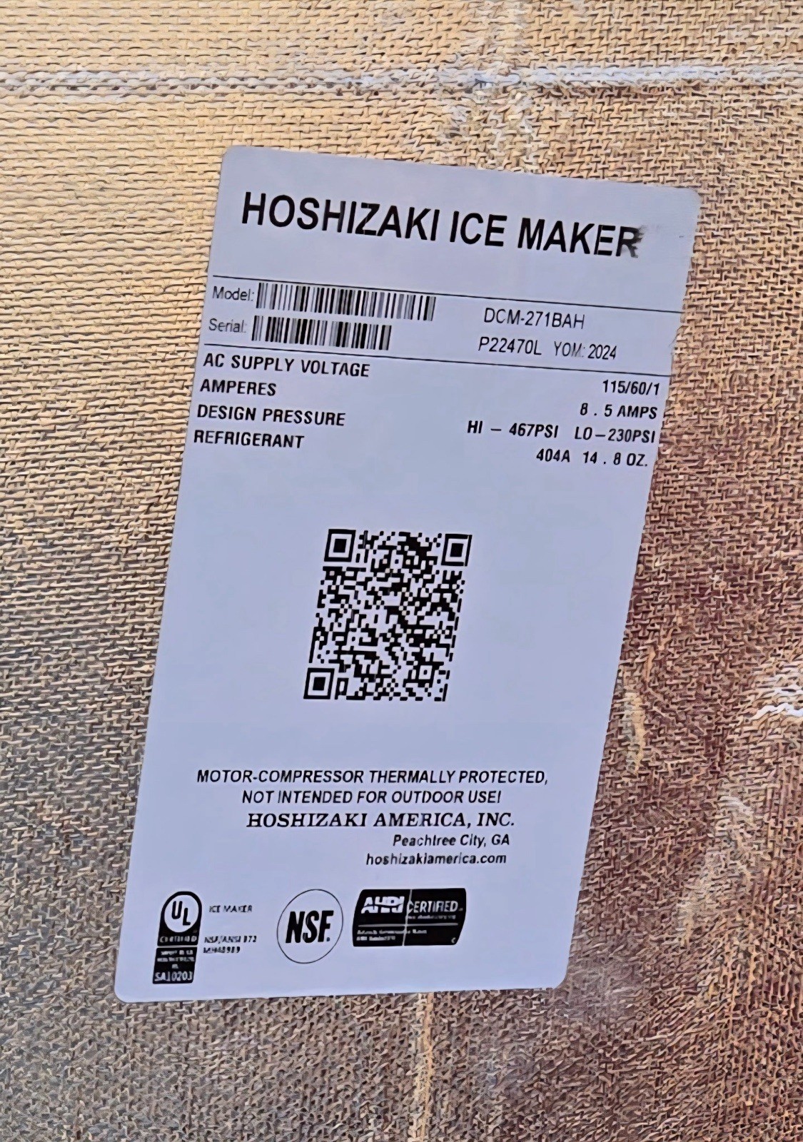 Hoshizaki DCM-271 BAH Countertop 257lb Ice Nugget and Water Maker with Dispenser