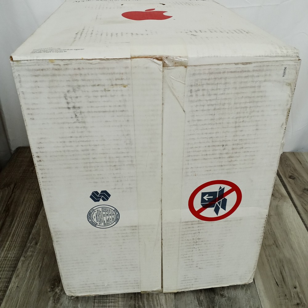 Apple Macintosh SE EMPTY BOX ONLY 1988 ~ READ DESCRIPTION