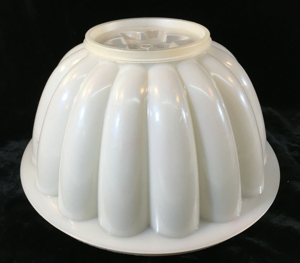TUPPERWARE PAR-T-JEL Mold Flower