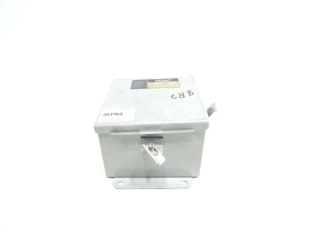 Rosemount 104C Sensall Control Enclosure