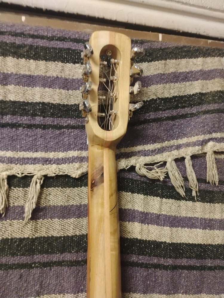 Right-hand Octave Mandolin 8 String. G-D- A-E Solid Woods 24.5" Scale