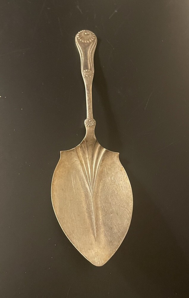 Antique 1847 Rogers Bros. Silverplate Flat Handle Pie Server