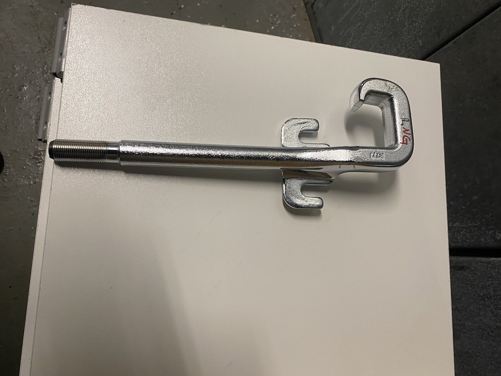 Open Box!!! 2012-2020 Mopar Jeep Radiator Core Support Tow Hook