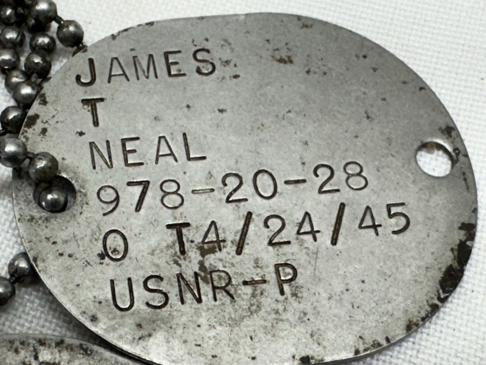 WW2 Original USNR Dogtag Set
