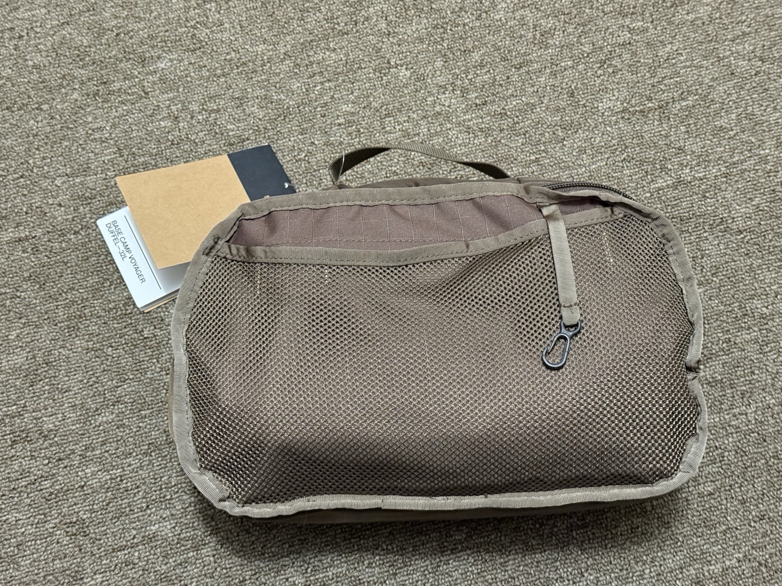 The North Face Base Camp Voyager Duffel 32L Smokey Brown/Khaki Bag NWT