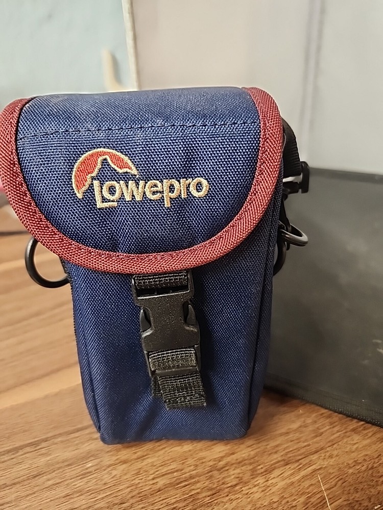 Lowepro AF 2  blue Compact Digital Camera Bag Pouch AF2