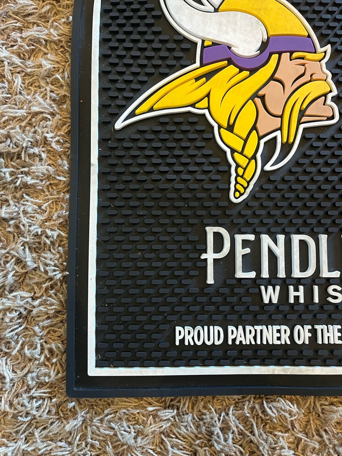 Minnesota Vikings Pendleton Whiskey Bar Spill Mat Rubber Let Er Buck Football MN