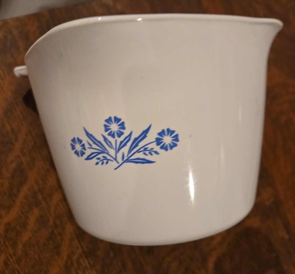 Corning Ware SAUCEMAKER 1 Qt. P-55-Bv Blue Cornflower
