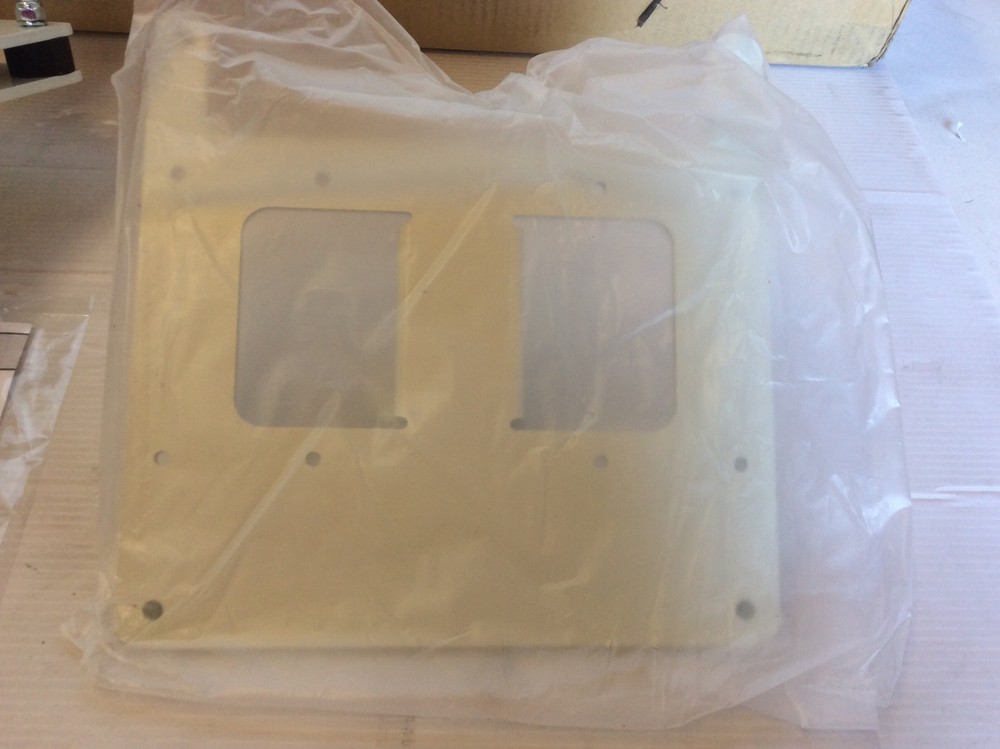 CE-CMHL-3 Mounting Pole