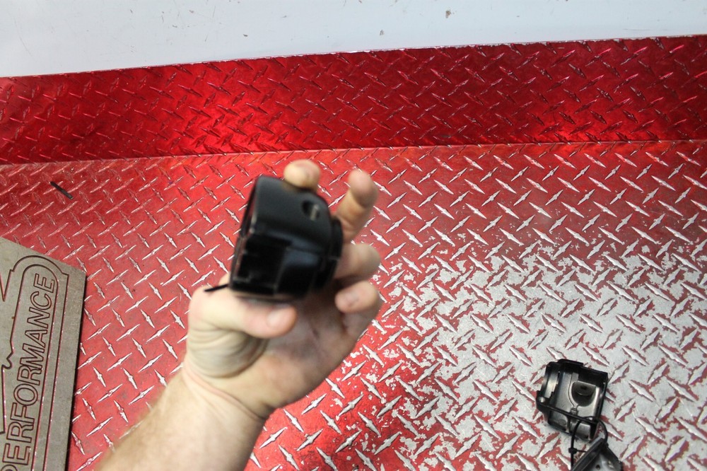 1998 - 2005 HARLEY SOFTAIL OEM BLACK CONTROL SWITCH COVERS DND