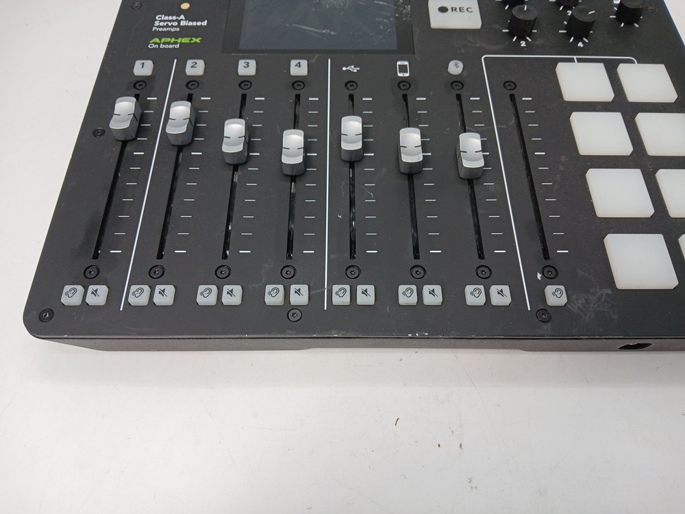 RODE RODECaster Pro Podcast Mixer Console USB Audio Interface (Parts)