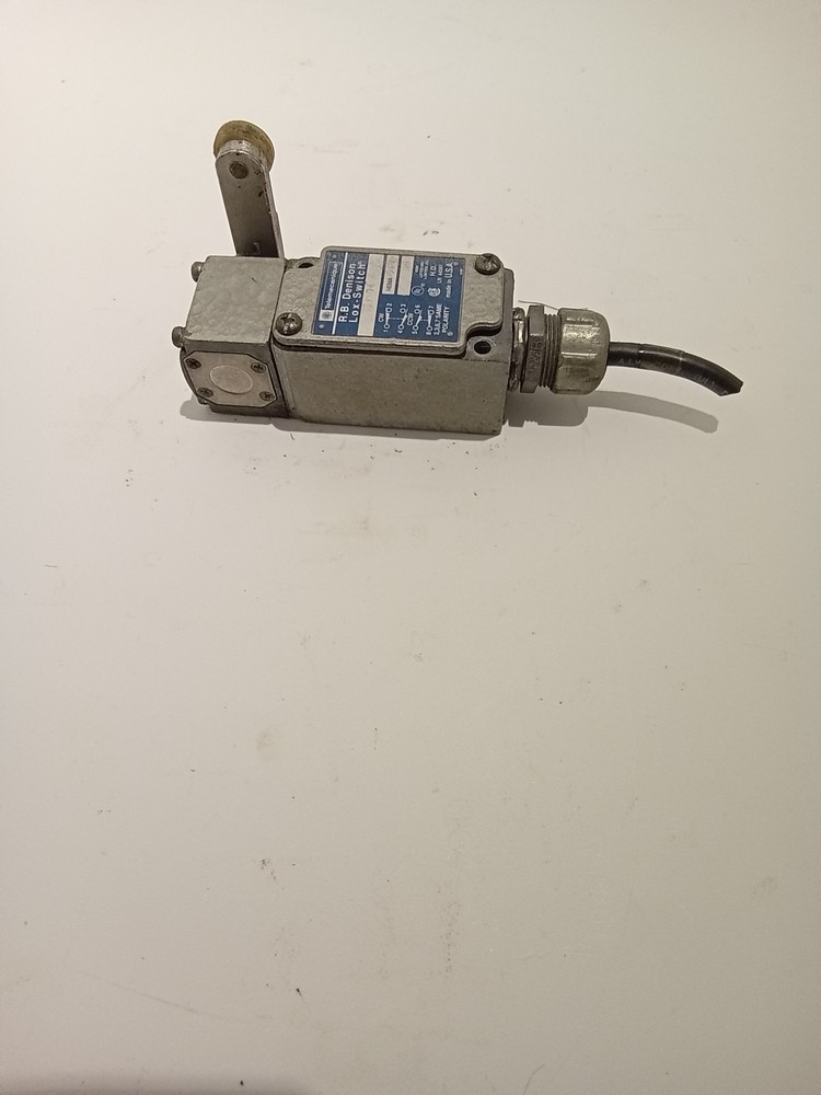 TELEMECANIQUE Limit Switch C3JK04