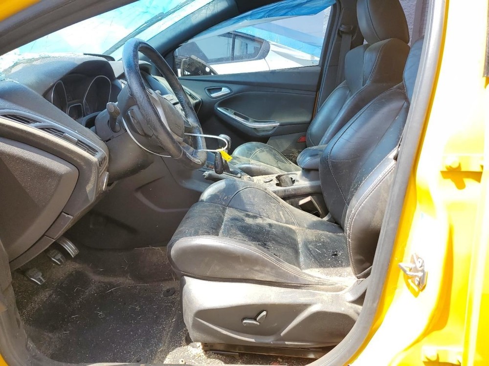 LEFT REAR DOOR WINDOW REGULATOR OEM 2016 FORD FOCUS