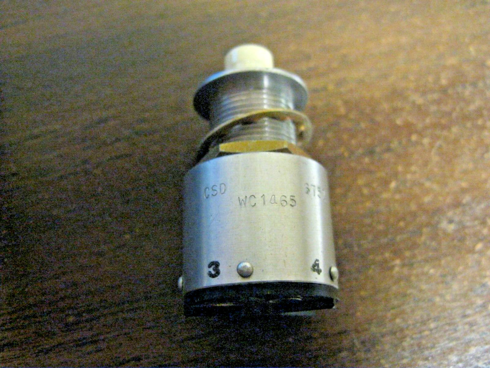 Used  WC1465 push Switch CSD 6752