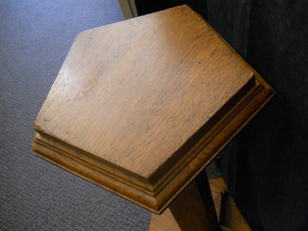 Fancy Oak Plant Pedestal