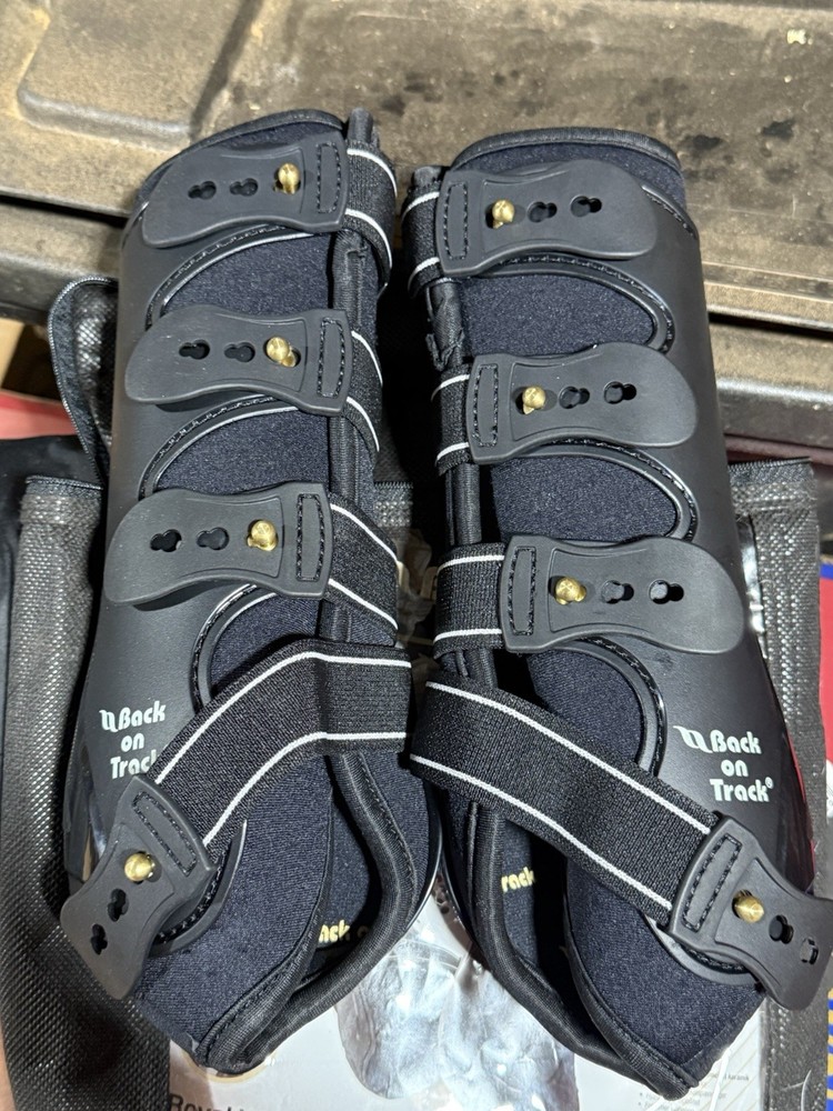 BACK ON TRACK Royal Work Front Full Black Boot (20760003)