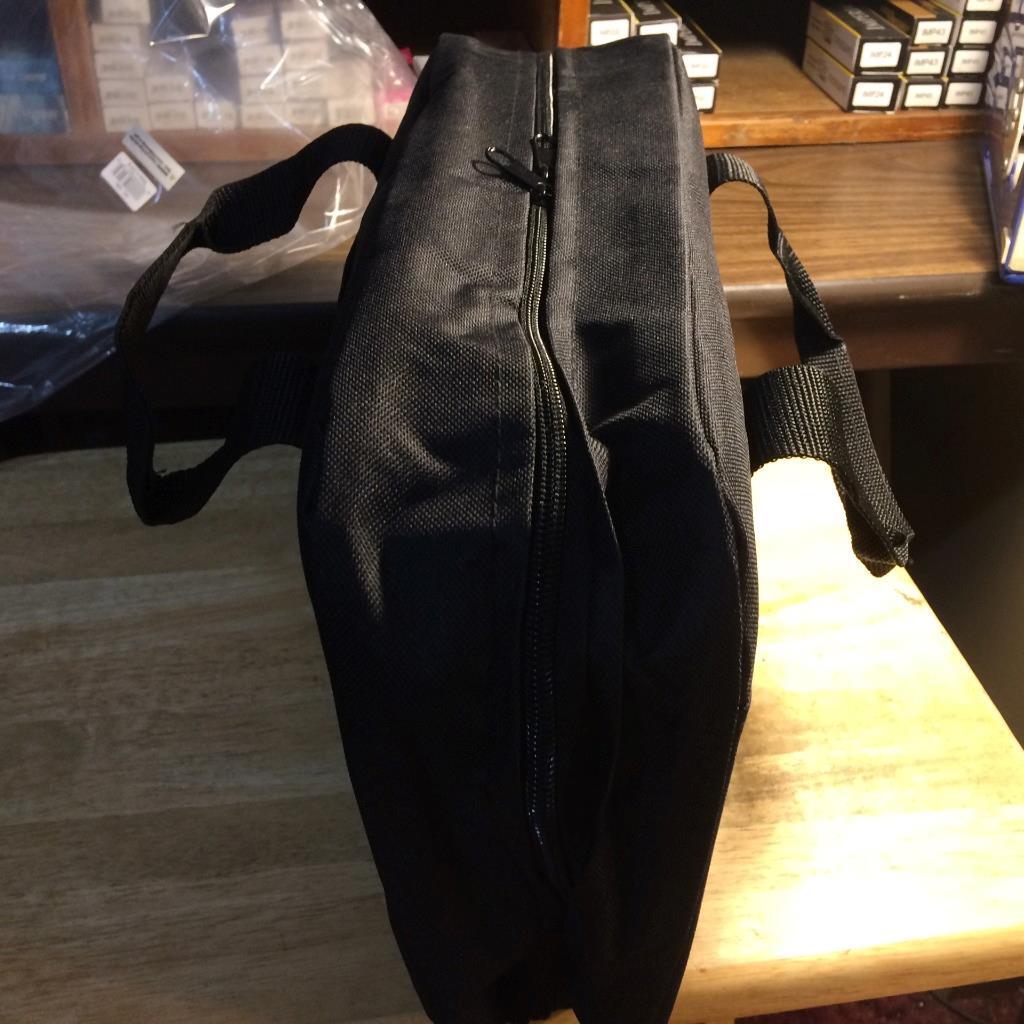 Carry All Padded Black Cordura Storage Case Holds 22 Lg Pocket Knives AC128