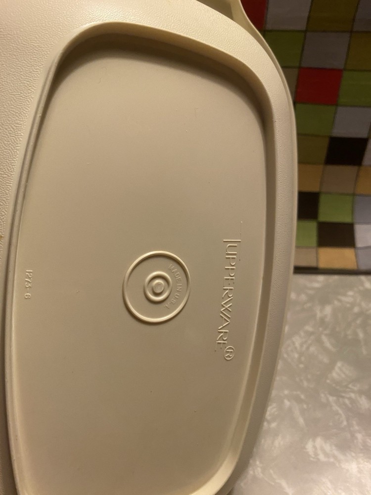 Tupperware 1273-6 Microwave Steamer 3-Piece