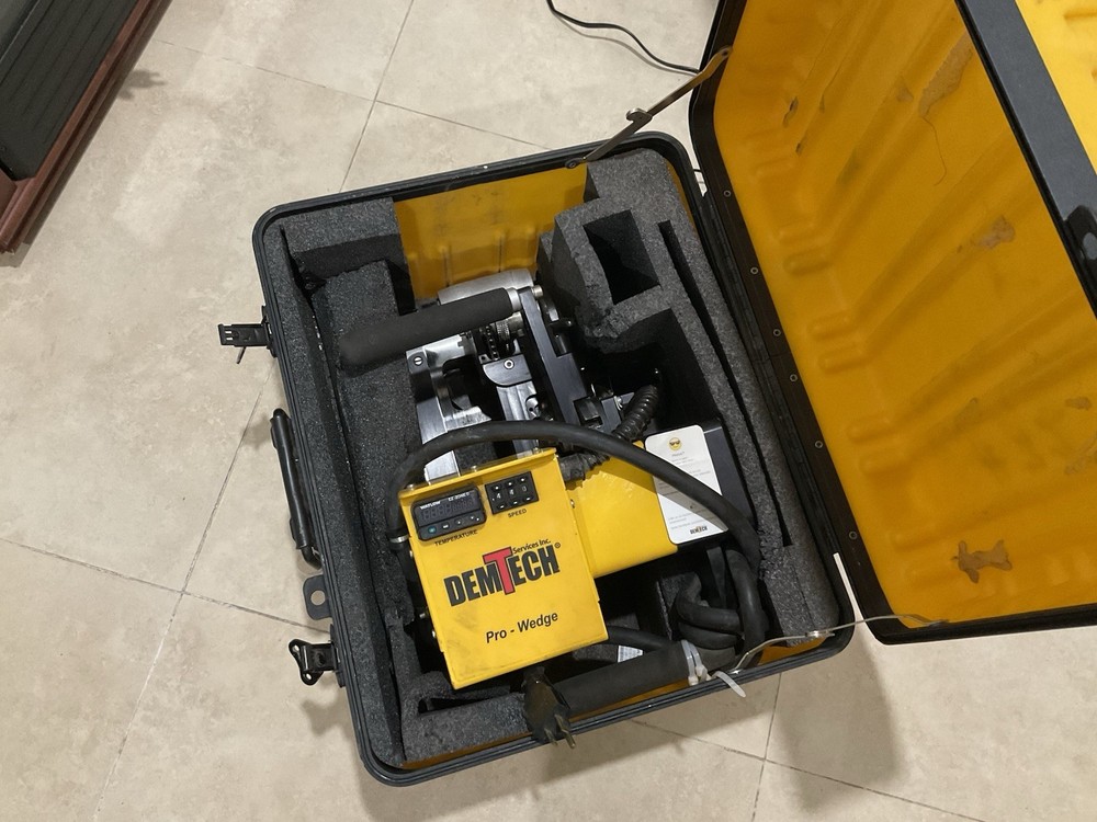 Demtech VM-20 Pro-Wedge USED Bonding Machine Working 120V Plus Original Box