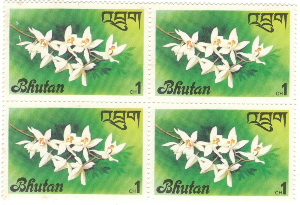 1976 Bhutan Block - Flowers