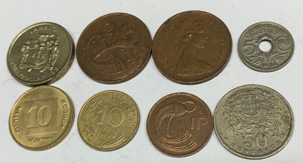 # C420 WORLD COINS LOT, 8 DIFFERENT