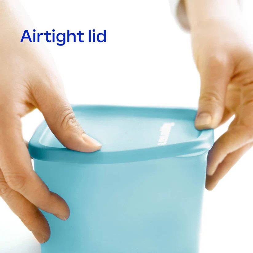 Tupperware Basic Brights 7 pieces Food Storage Container Set Blue NEW