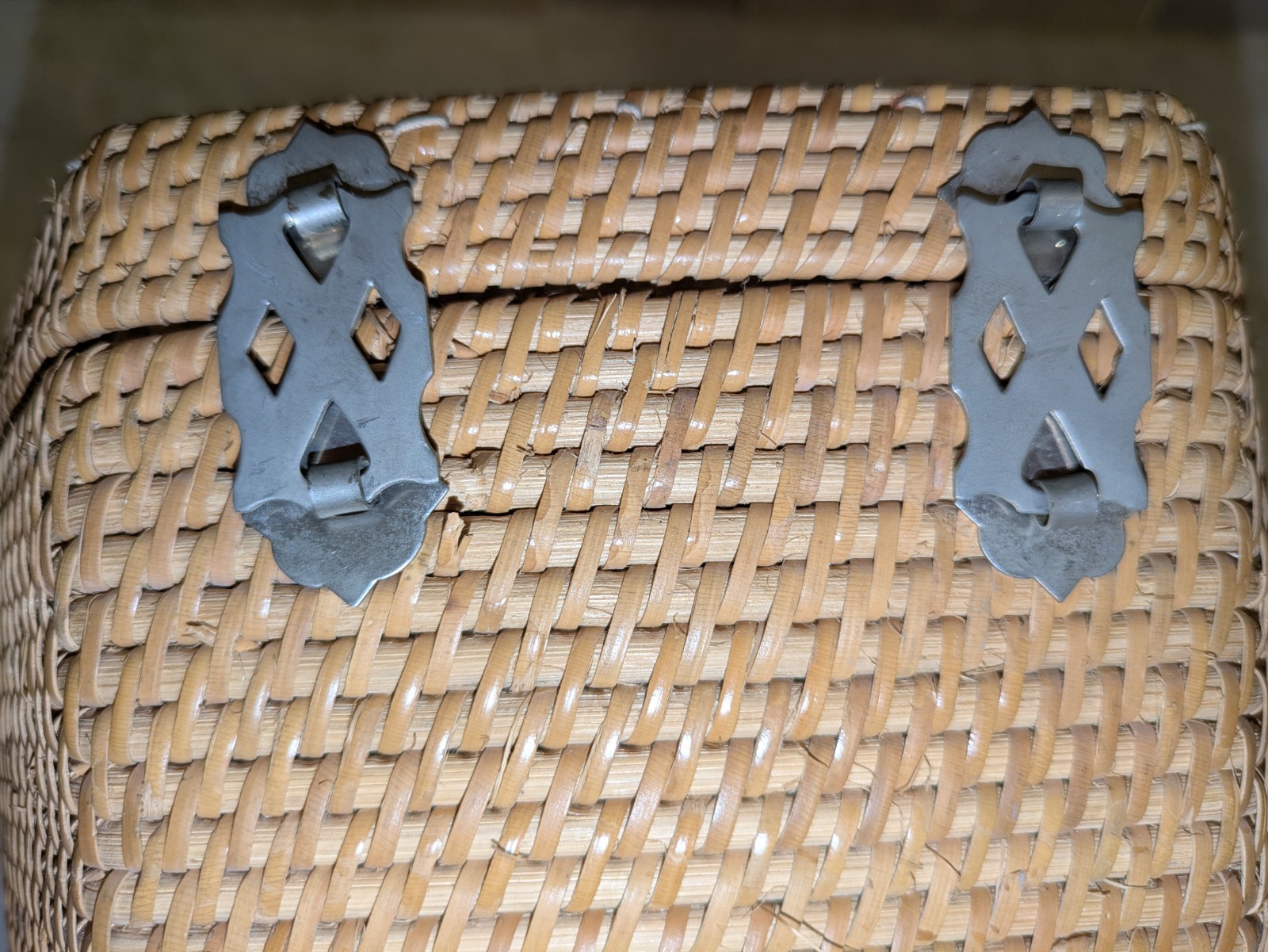 Vintage Chinese Wicker Basket for Tea