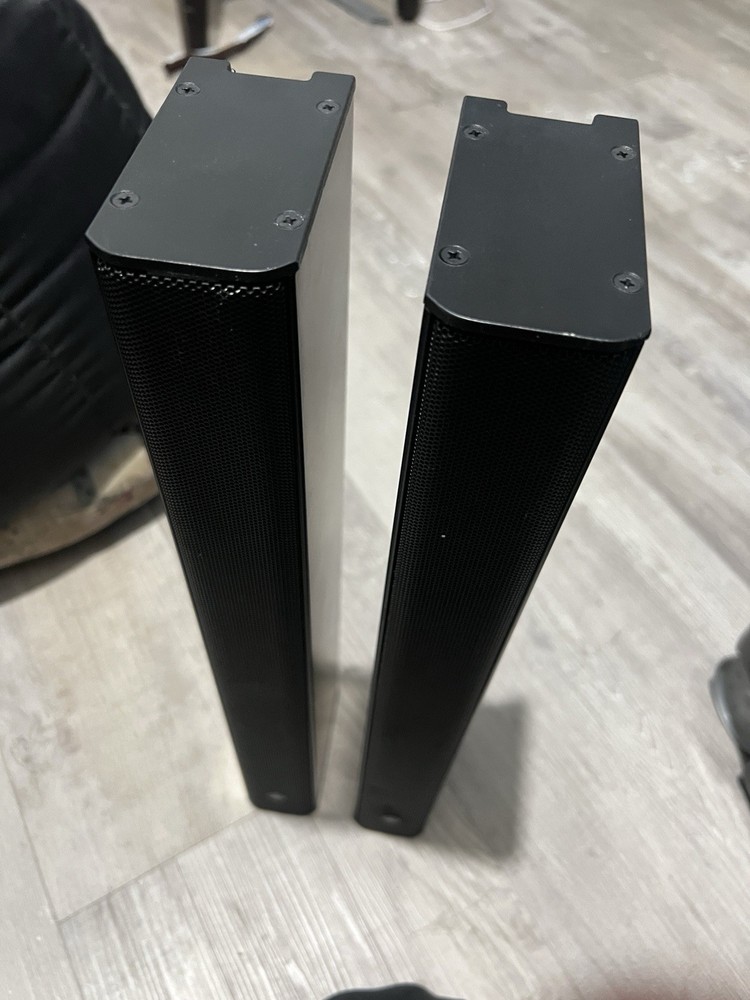 Yamaha VXL1B-8 8-Driver Column Line Array Speaker