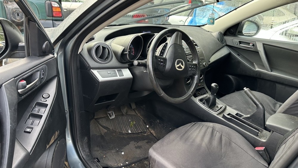 Used Fuse Box Engine fits: 2012 Mazda 3 Grade A