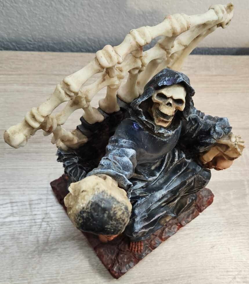 Soul Collector Grim Reaper Fountain of Despair- Spencers Gifts- Halloween Skulls